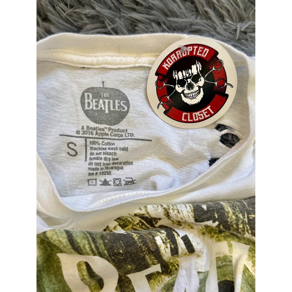 The Beatles Graphic T-Shirt Women Small White Distressed Cropped Band Tee - Picture 4 of 5